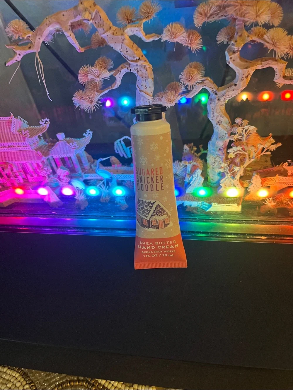 Bath & Body Works Sugared Snickerdoodle Hand Cream - Peach and Cream